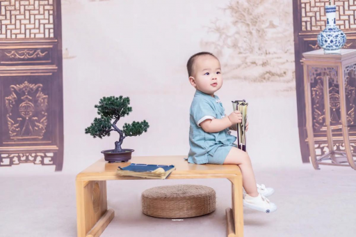 衡东孕妇肚子上的黑线